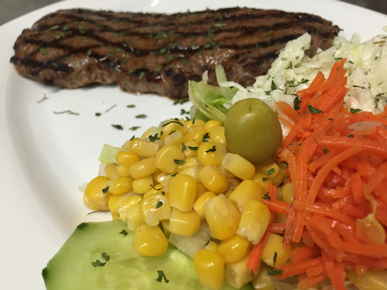 steak salad vegetables free photo