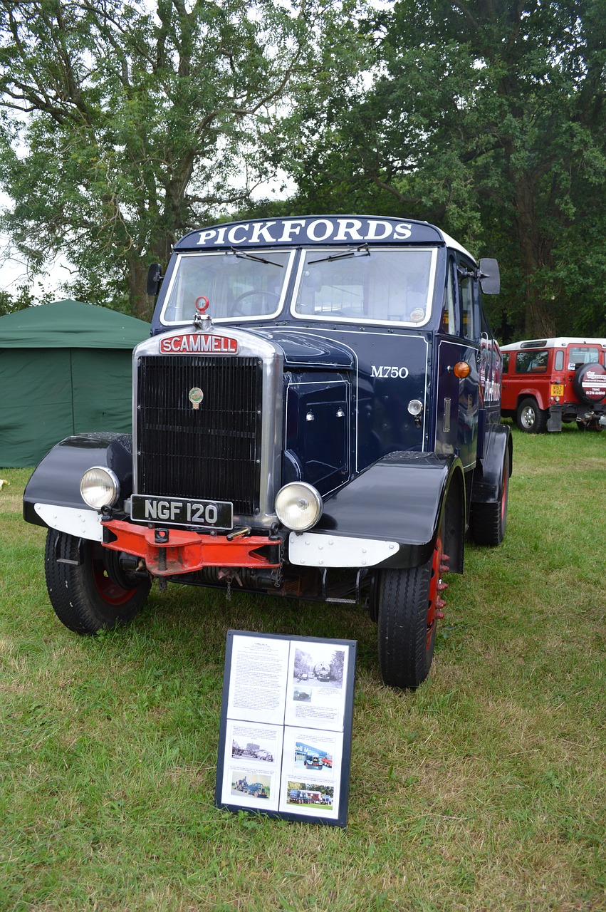 steam engine traction engine free photo