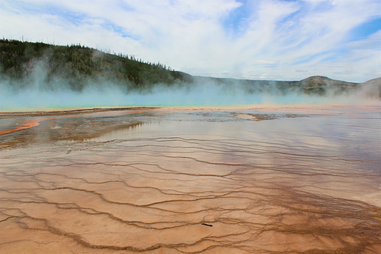 steam geyser thermal spring free photo