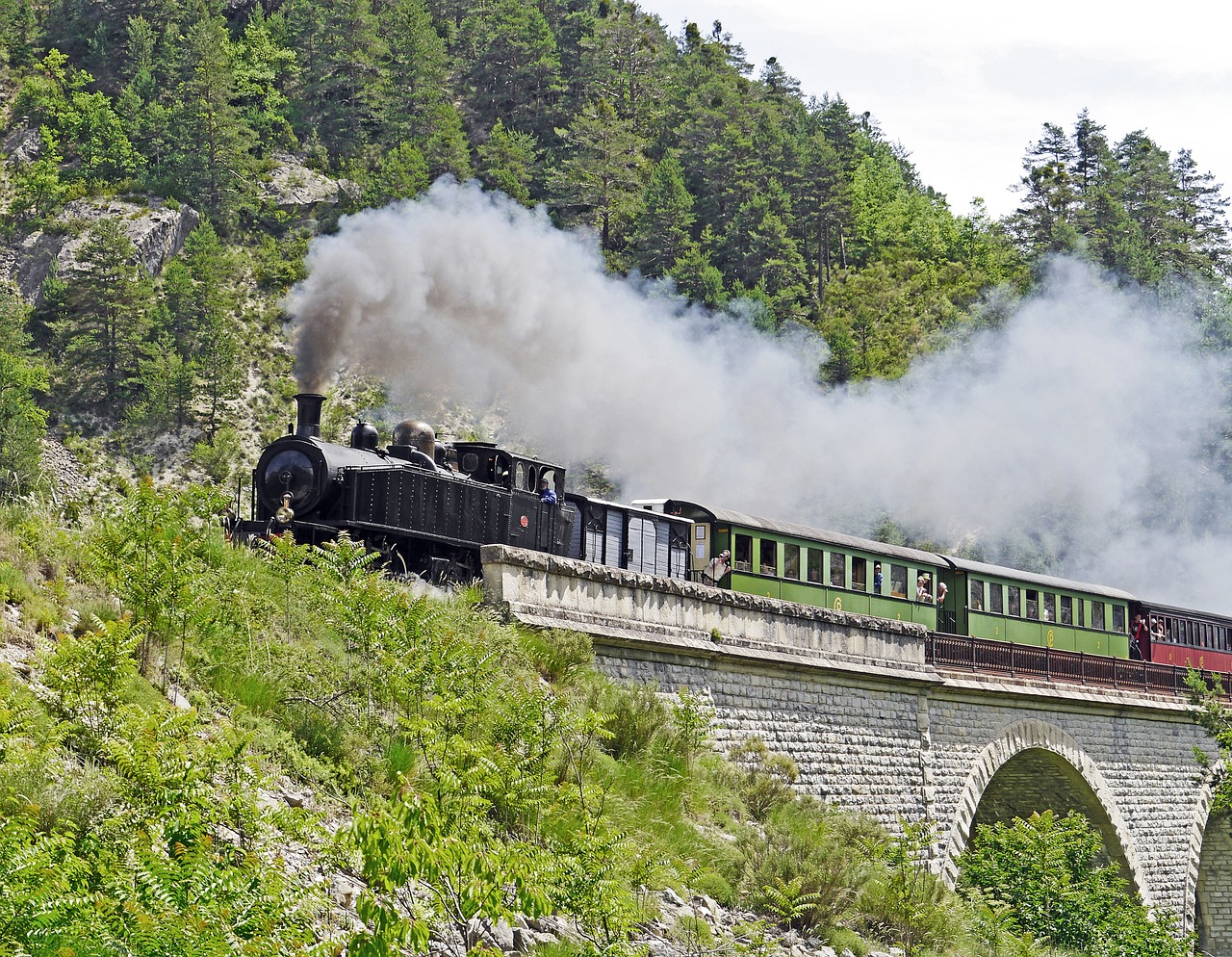 steam locomotive nostalgia ride tourism free photo