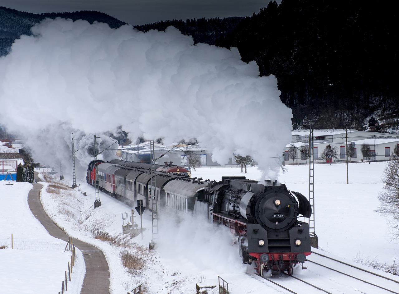 steam locomotive schwarzwaldbahn snow free photo