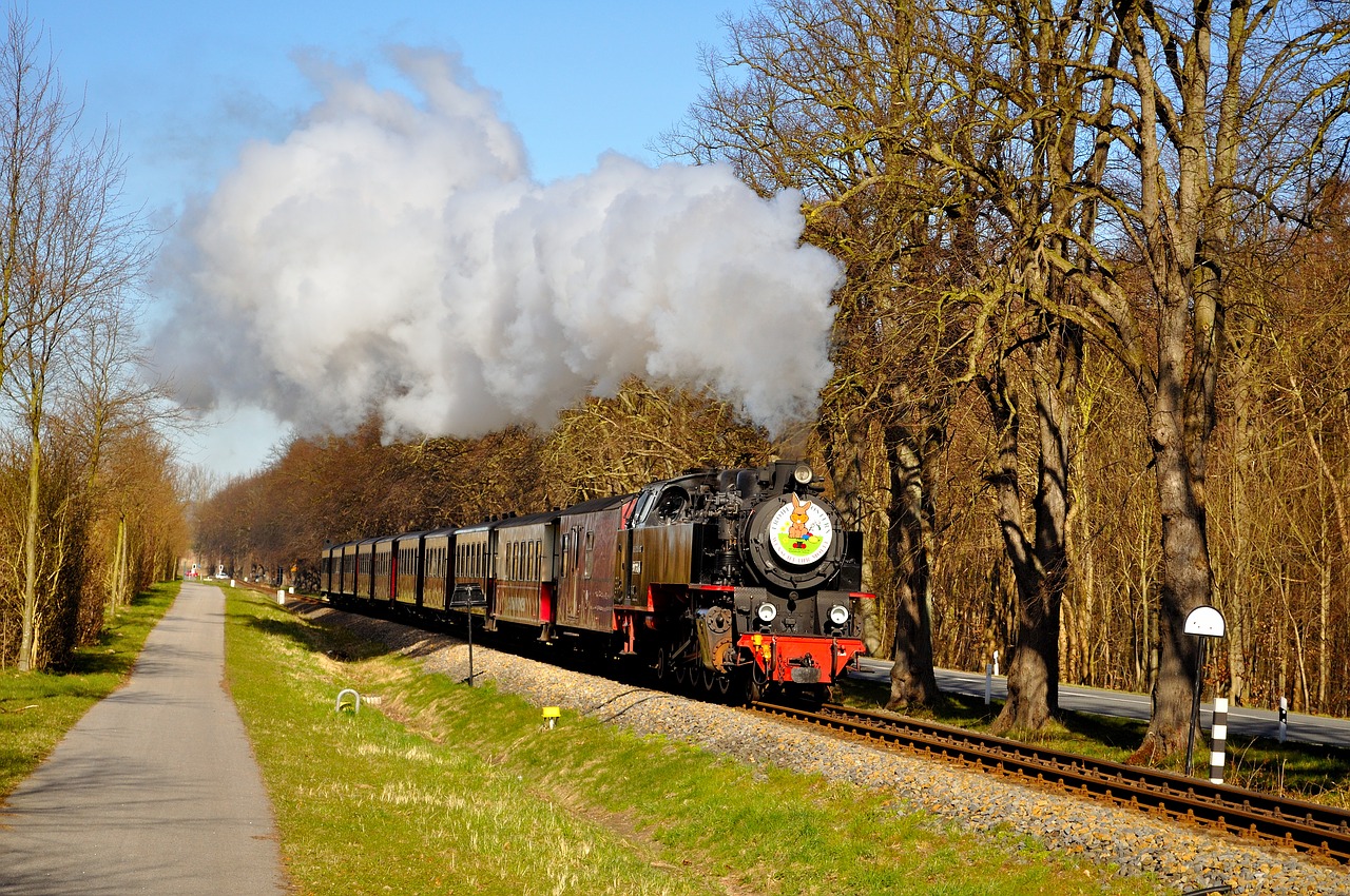 steam locomotive easter seemed free photo