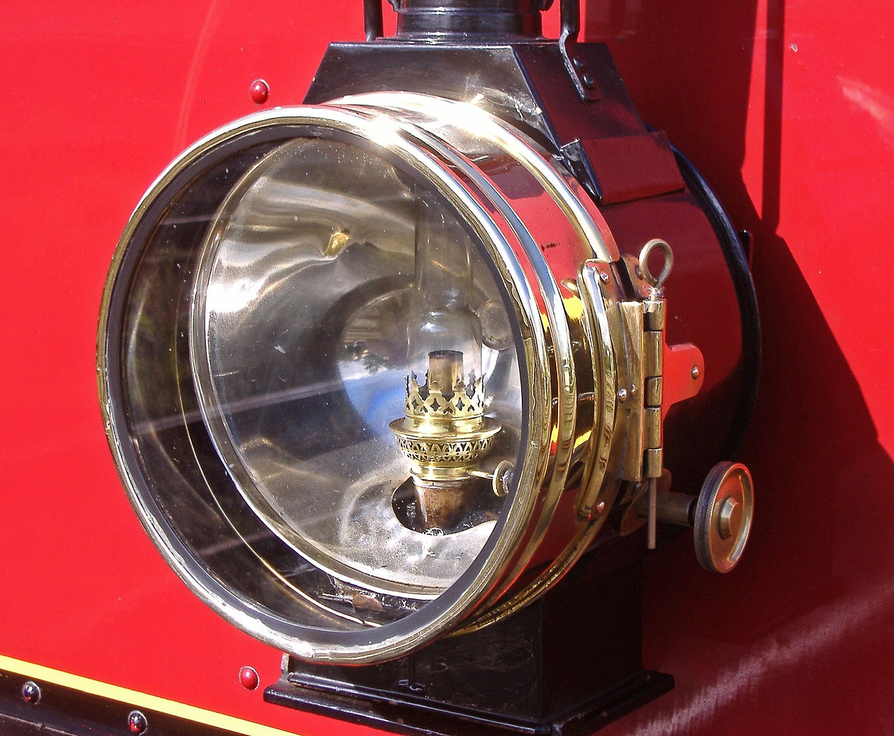 steam locomotive lighting kerosene lamp free photo