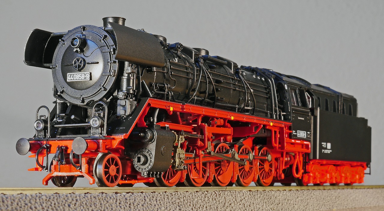 steam locomotive  model  scale h0 free photo