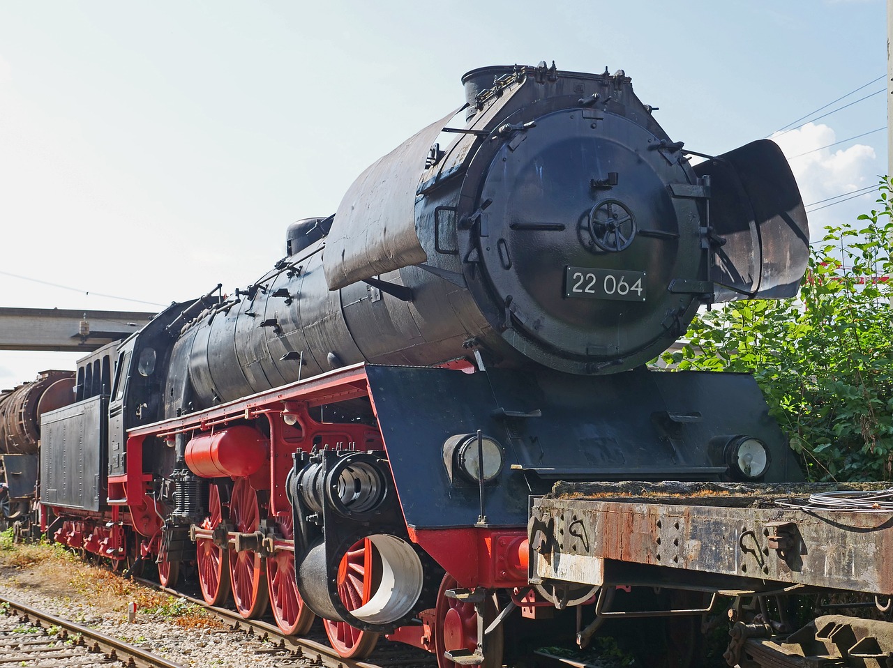 steam locomotive  museum  workup free photo