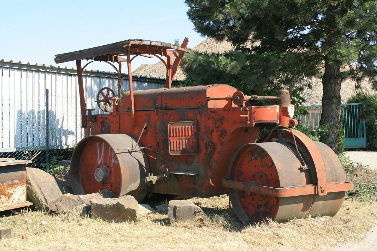 steam roller oldtimer automobile free photo