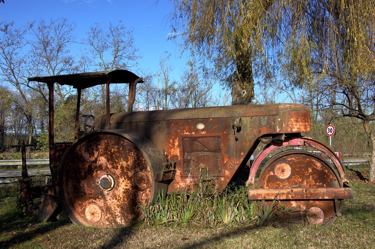 steamroller  asphalt  rusty free photo