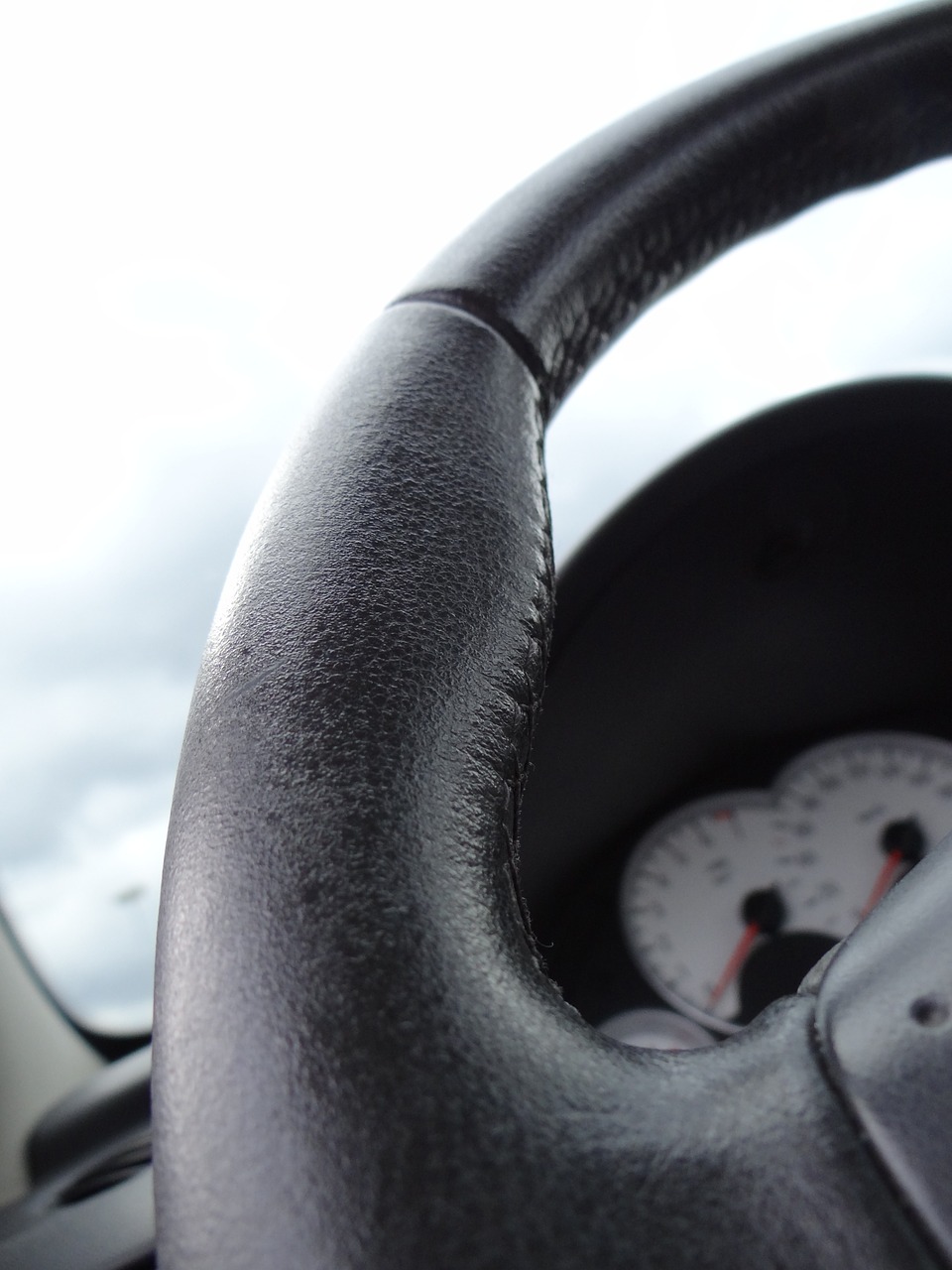 steering wheel speedo tachometer free photo