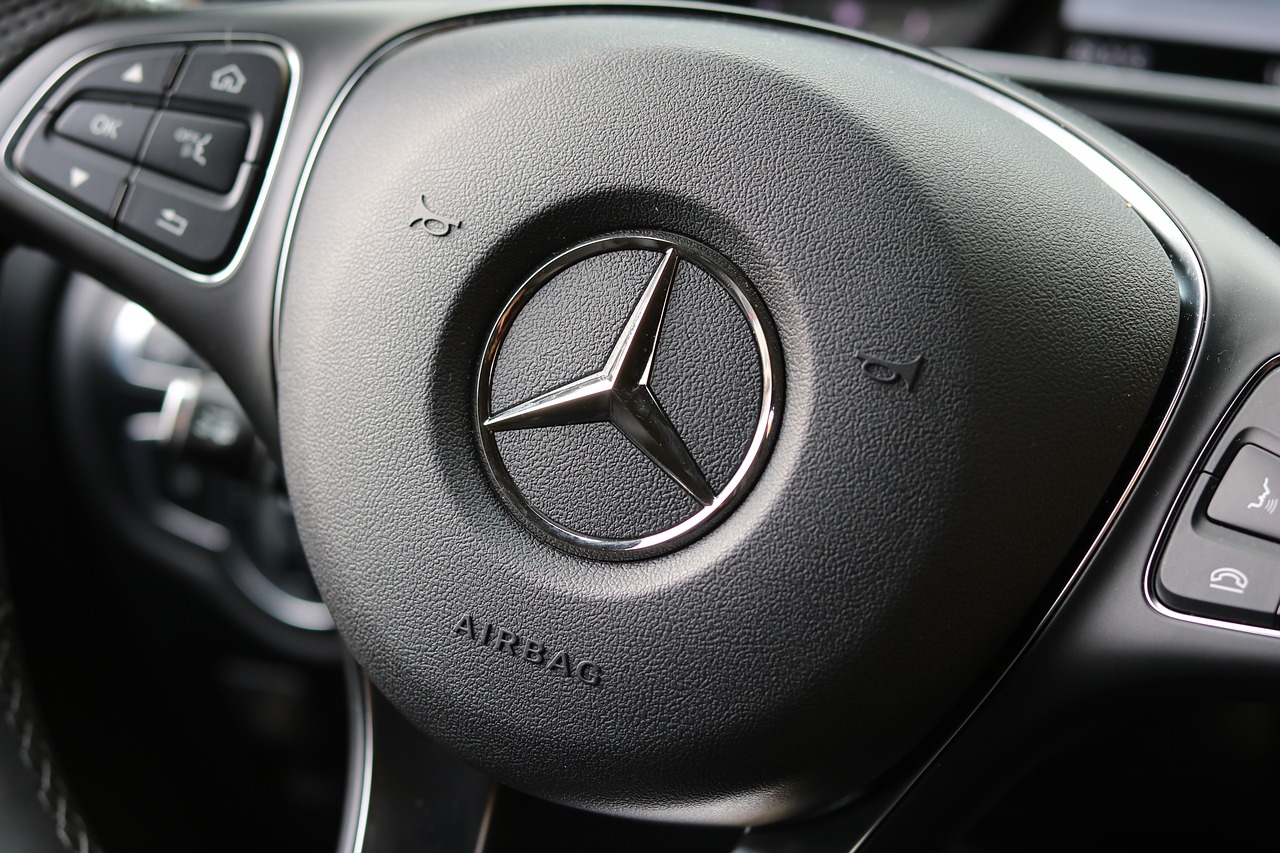 steering wheel mercedes benz chrome free photo