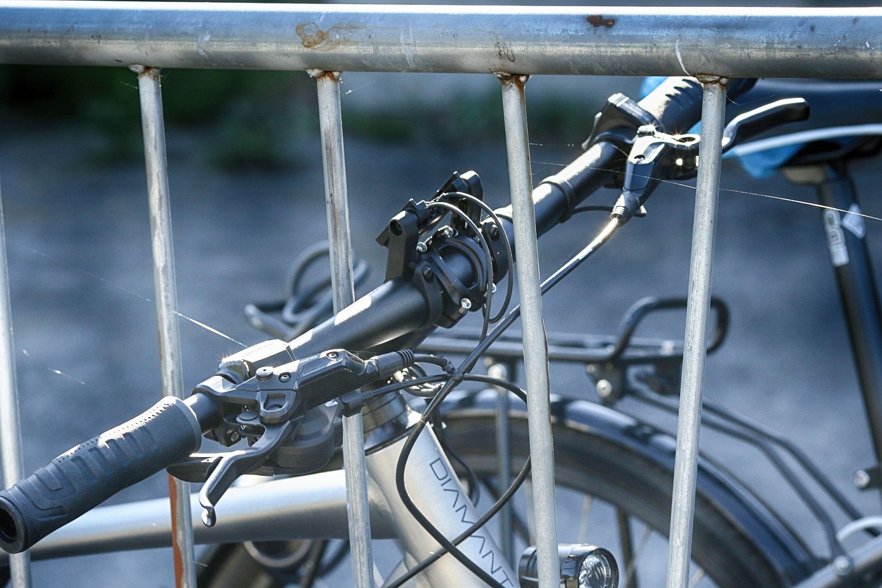 steering wheel  fence  bike free photo
