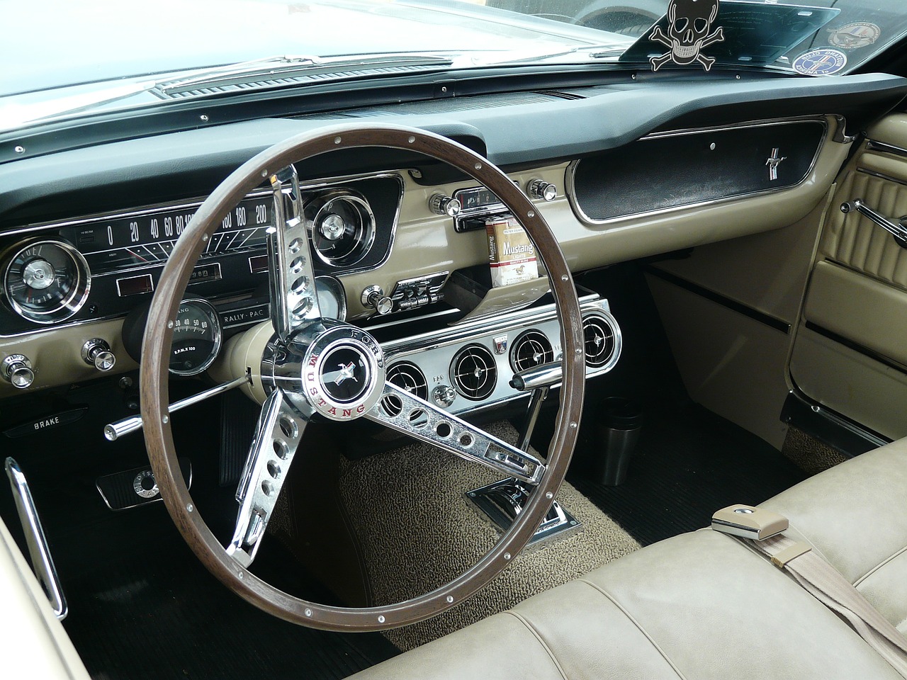 steering wheel automotive auto free photo