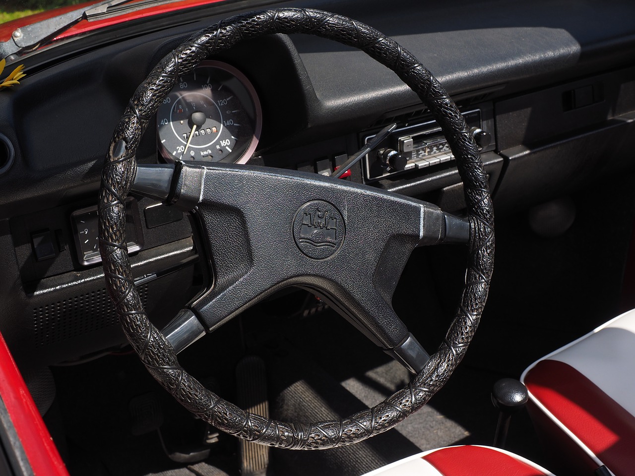 steering wheel interior speedometer free photo
