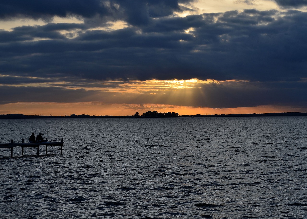 steinhuder sea  steinhude  sunset free photo