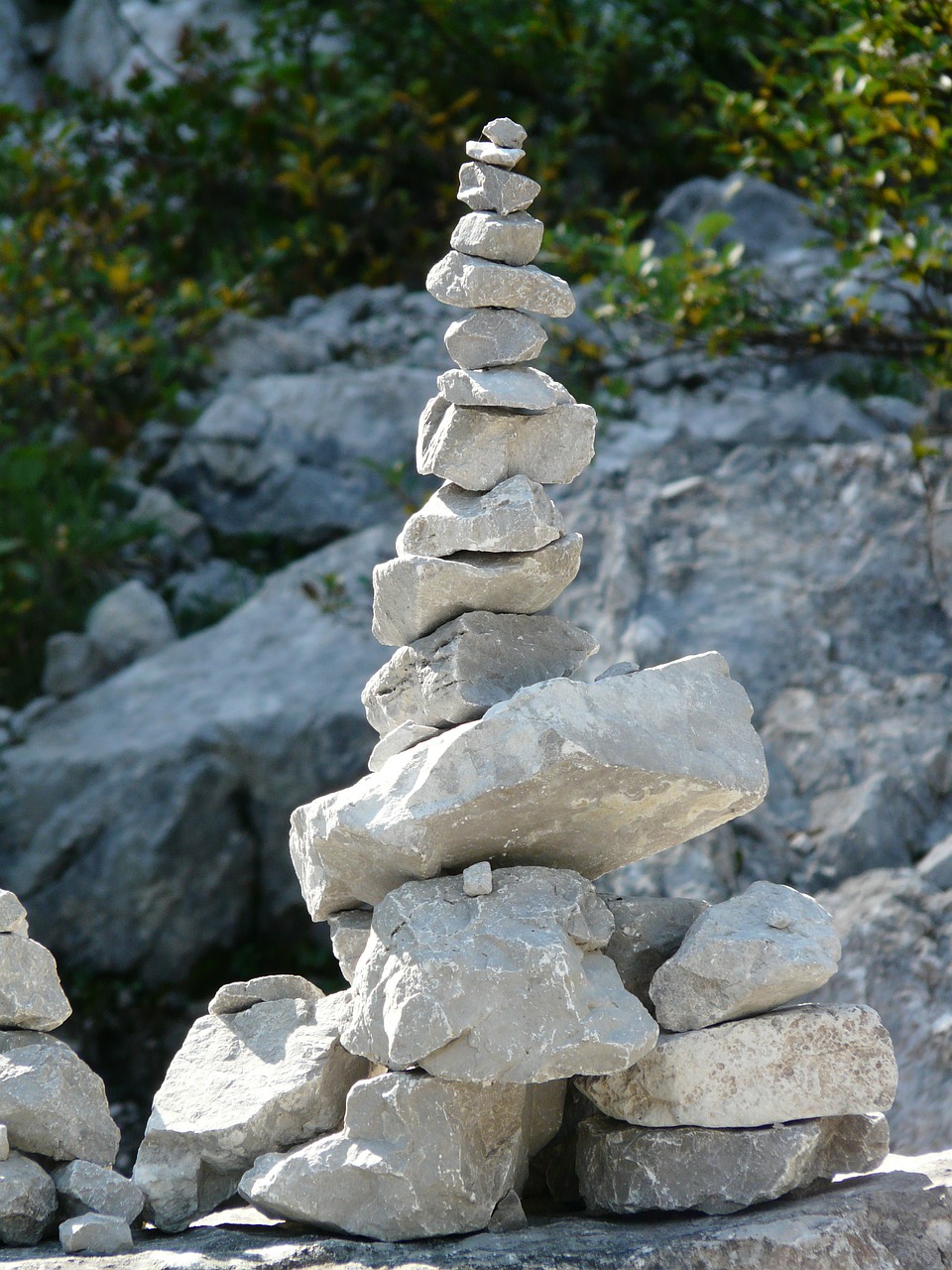 steinmann cairn stones free photo