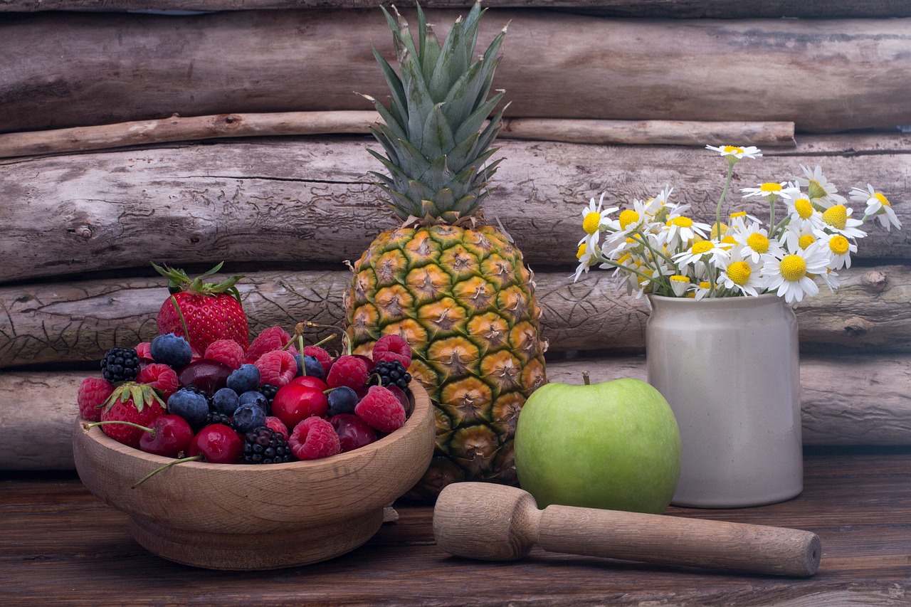 still life fruit berries free photo