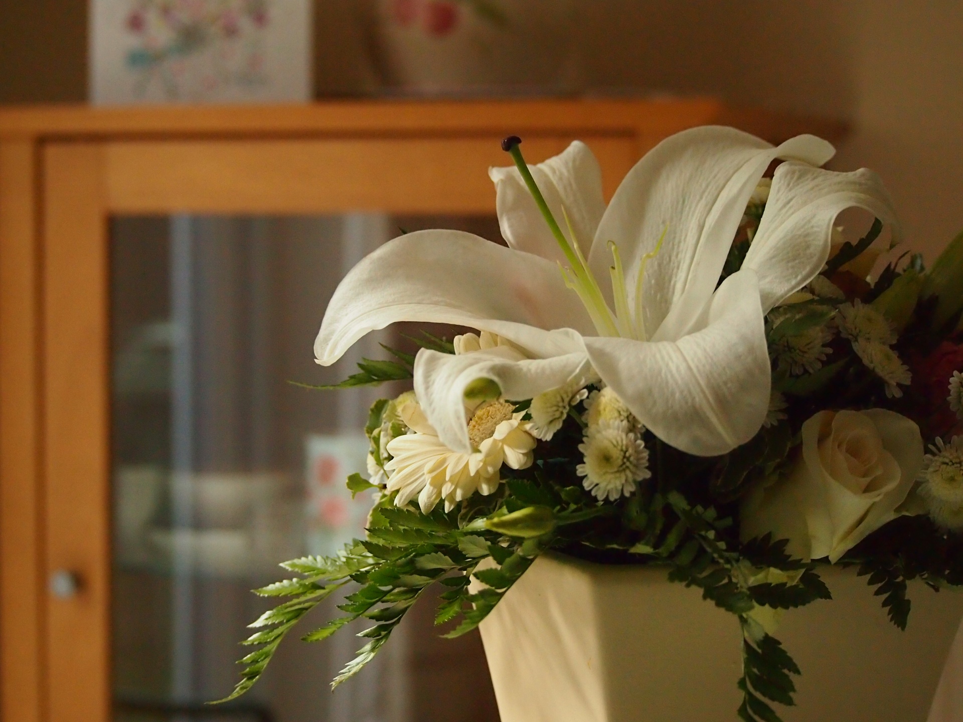 lily flower arrangement calm free photo