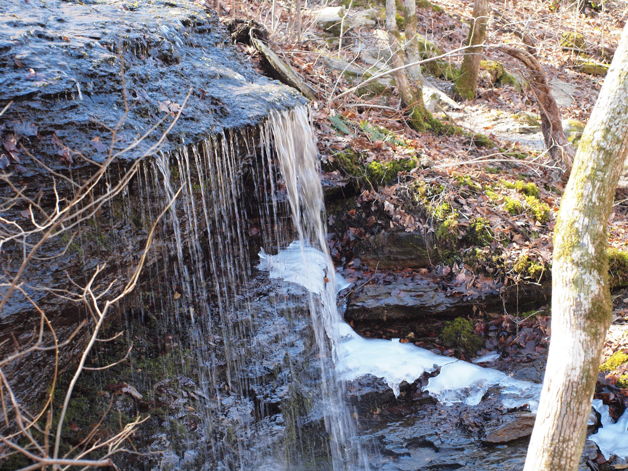 stillhouse hollow falls free photo