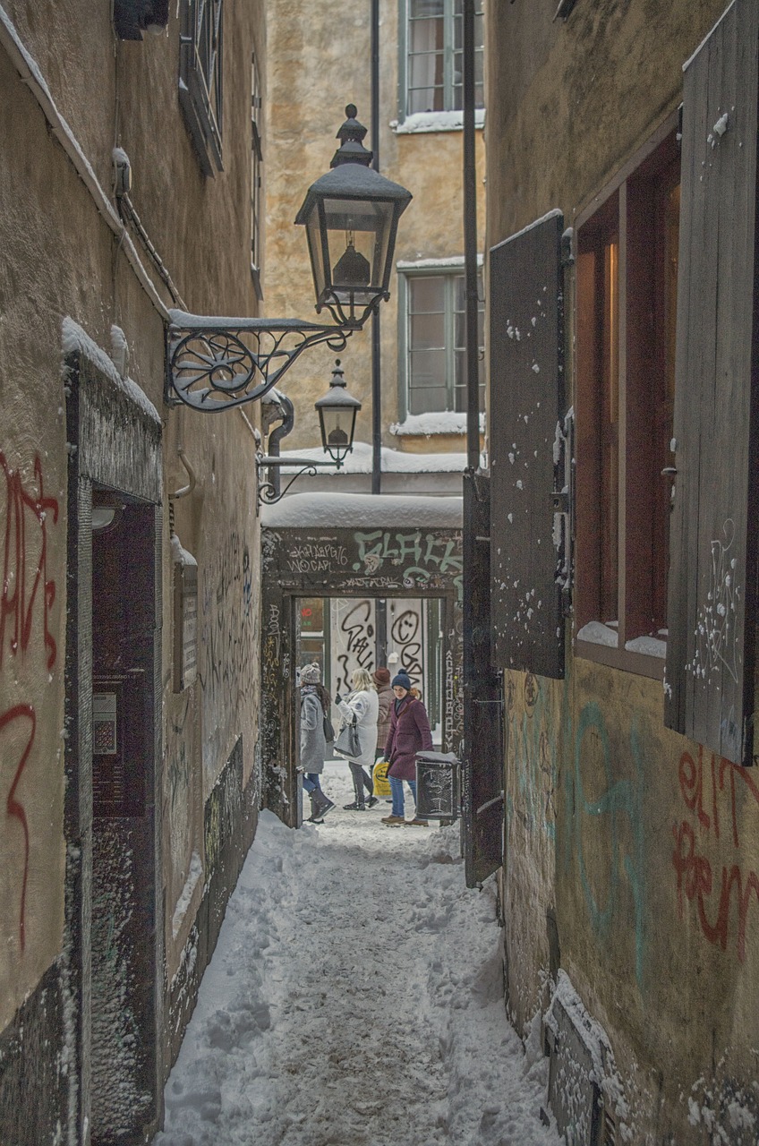 stockholm alley lamp free photo