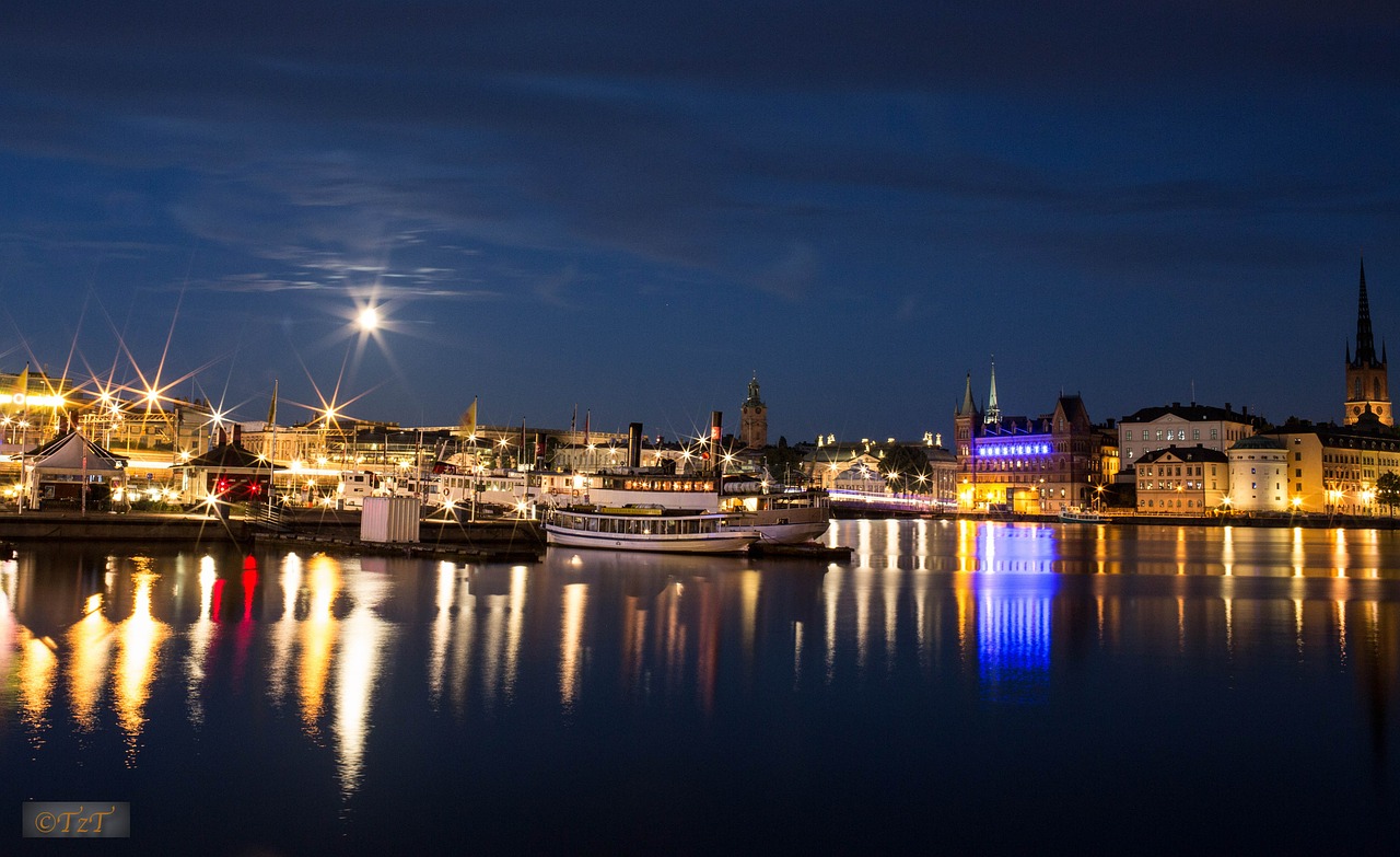 stockholm night shot port free photo