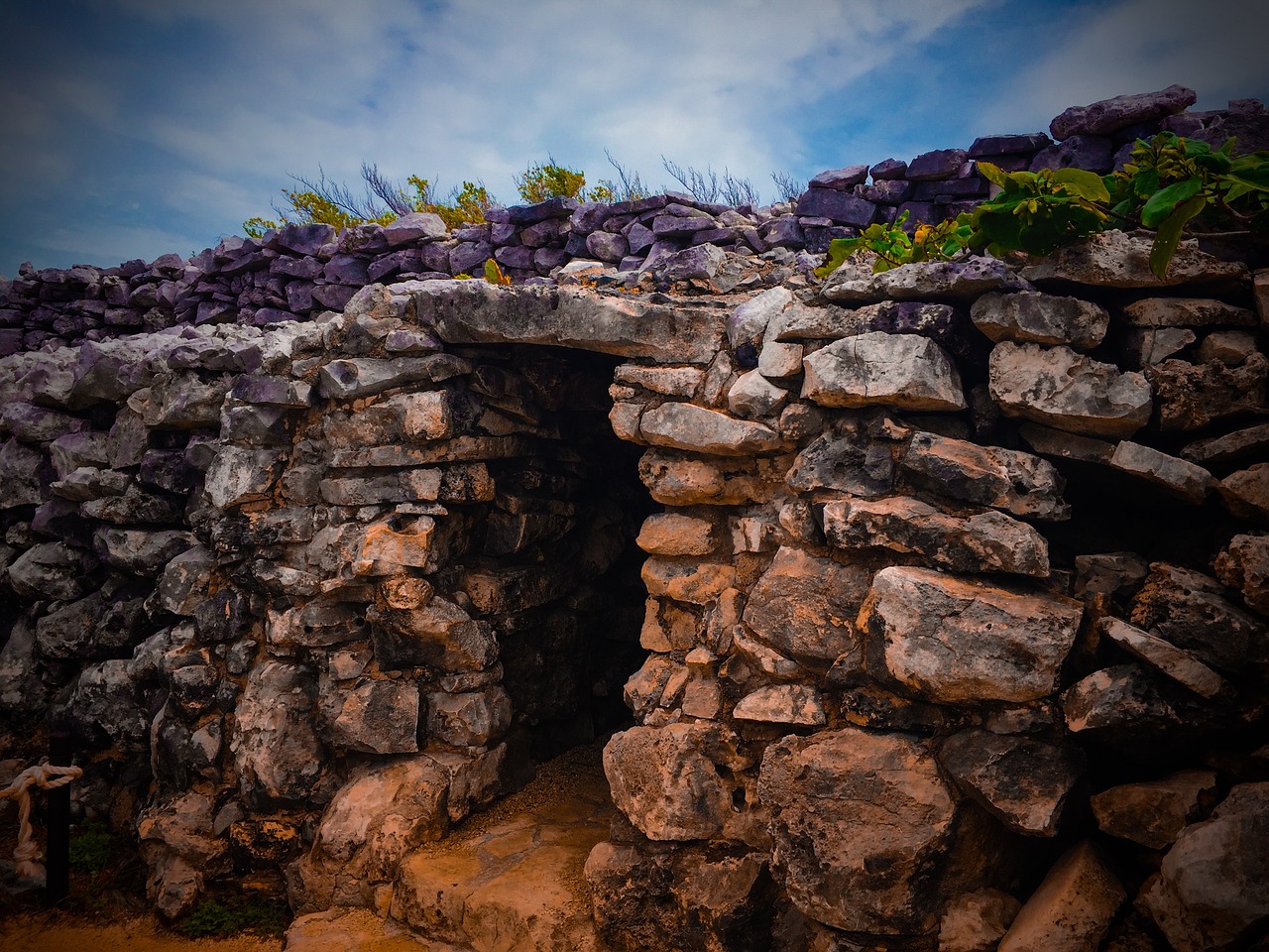 stone wall ruins free photo