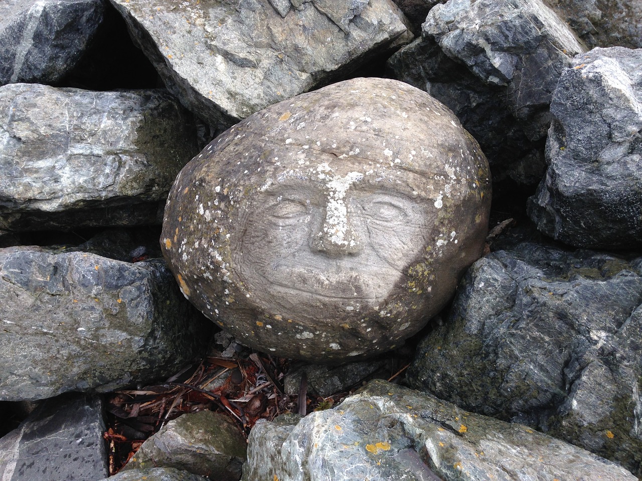 stone british columbia canada free photo