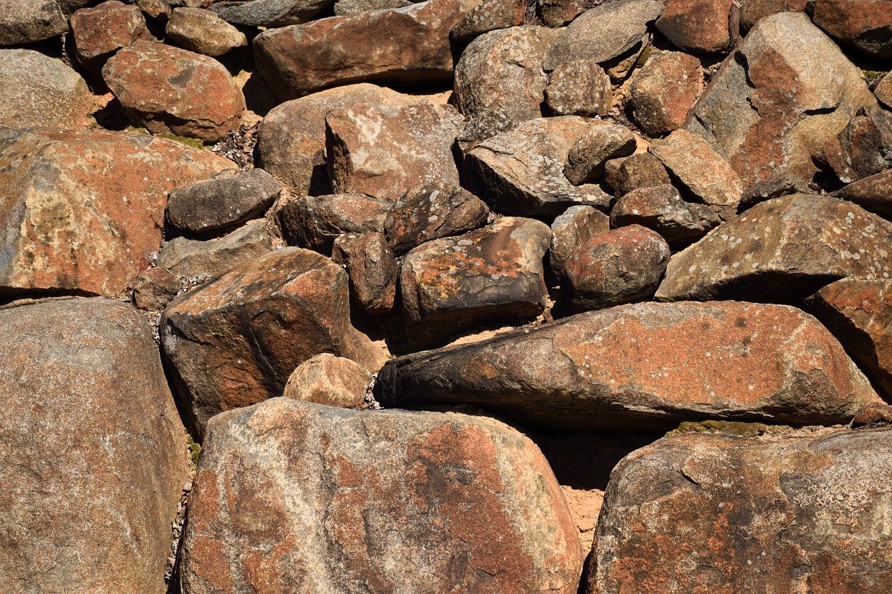 stone wall rocks free photo