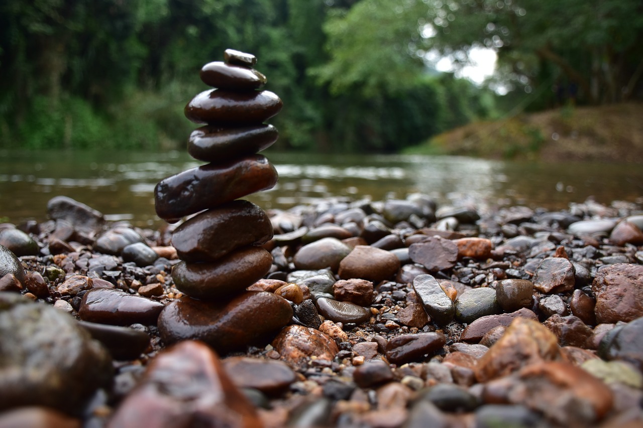 stone anvil rock free photo