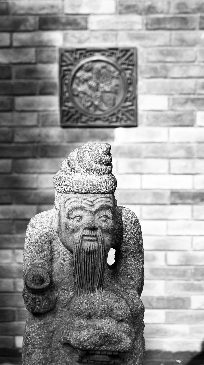 stone statue black and white free photo