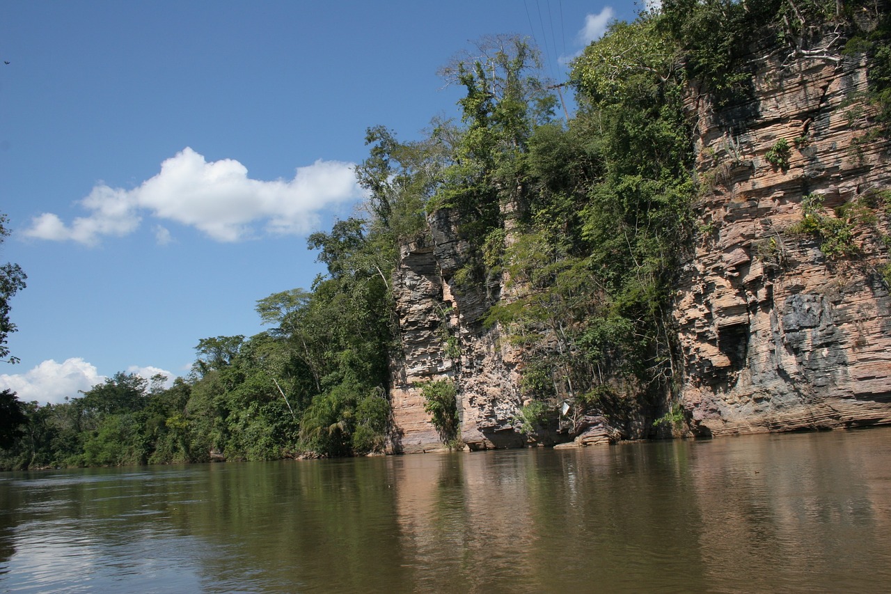 stone the limestone river tangará rio free photo