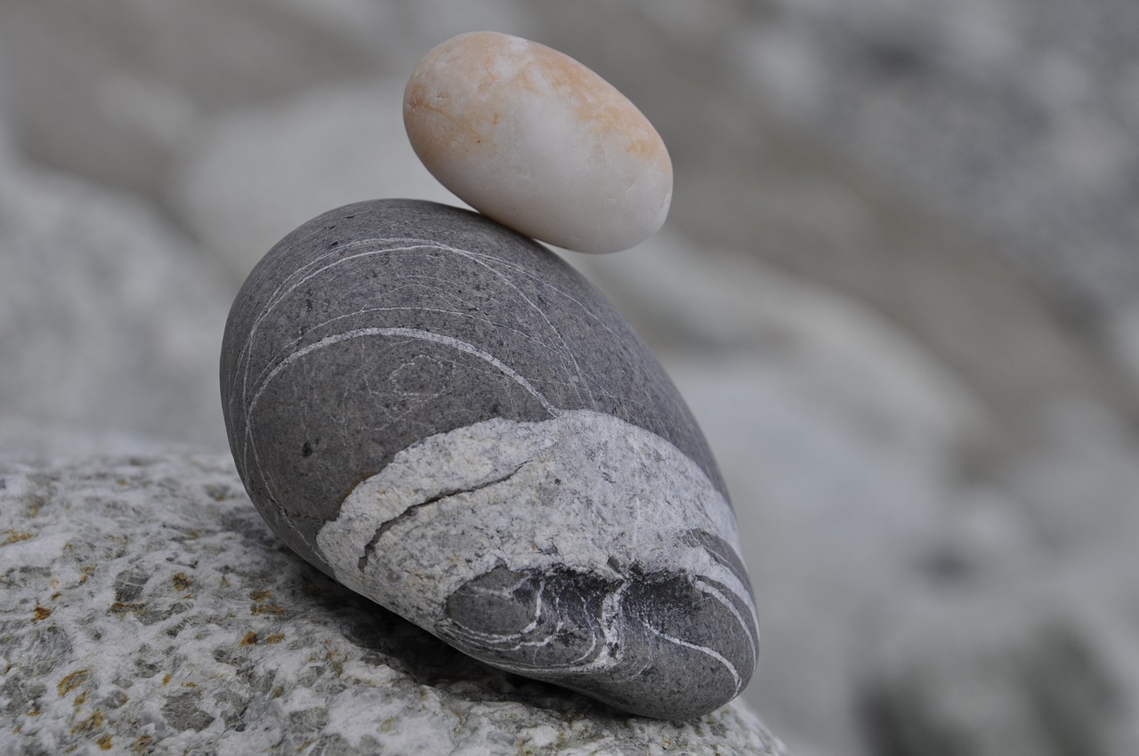 stone balance sassi free photo