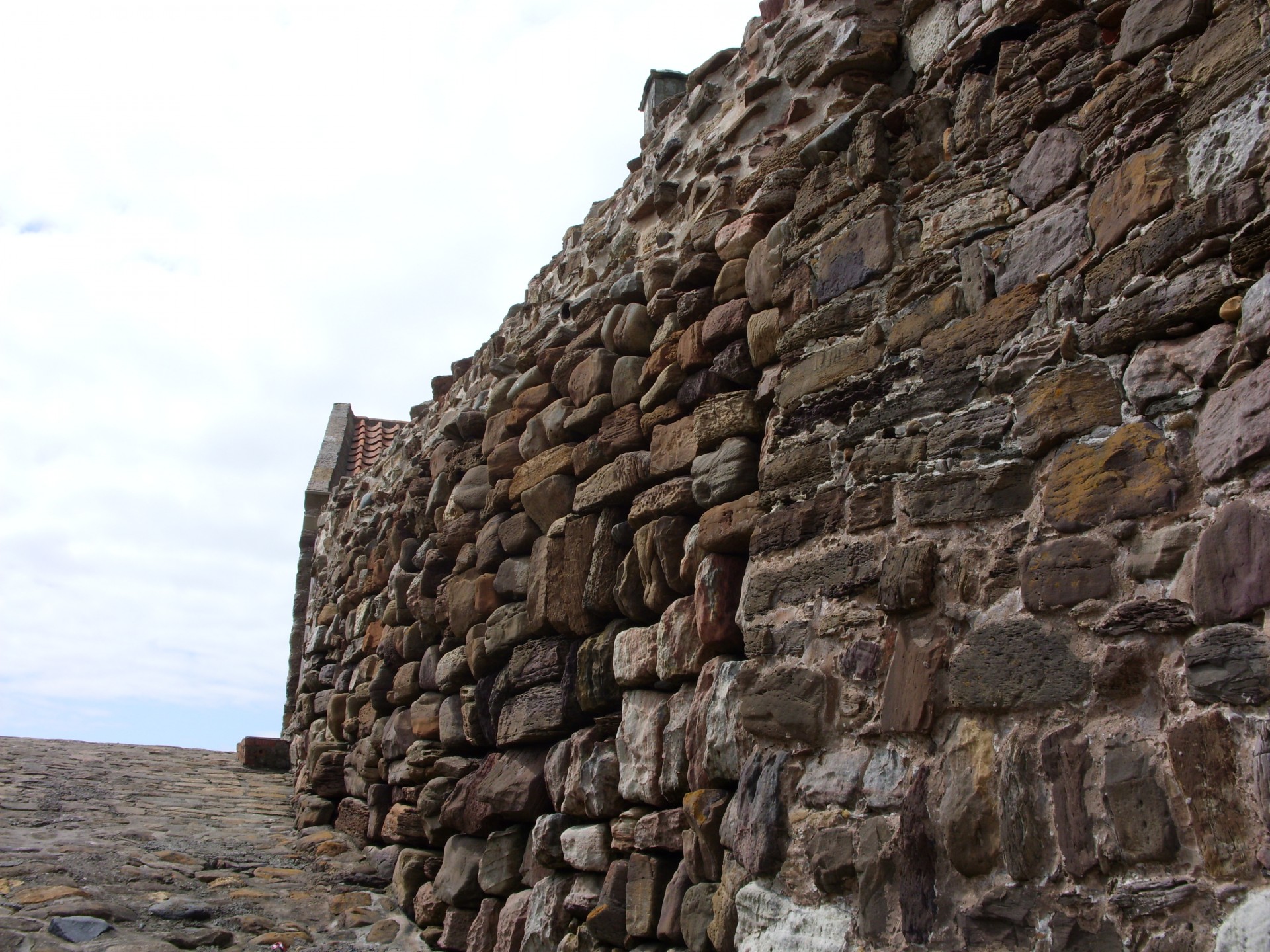 stone harbour wall free photo