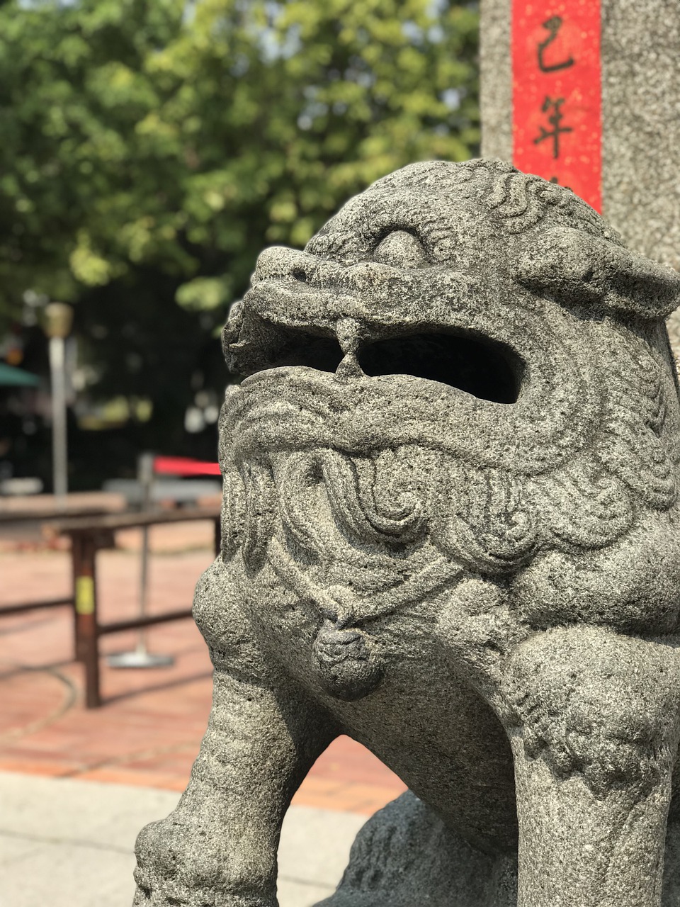 stone lions  廟-woo  shishi free photo