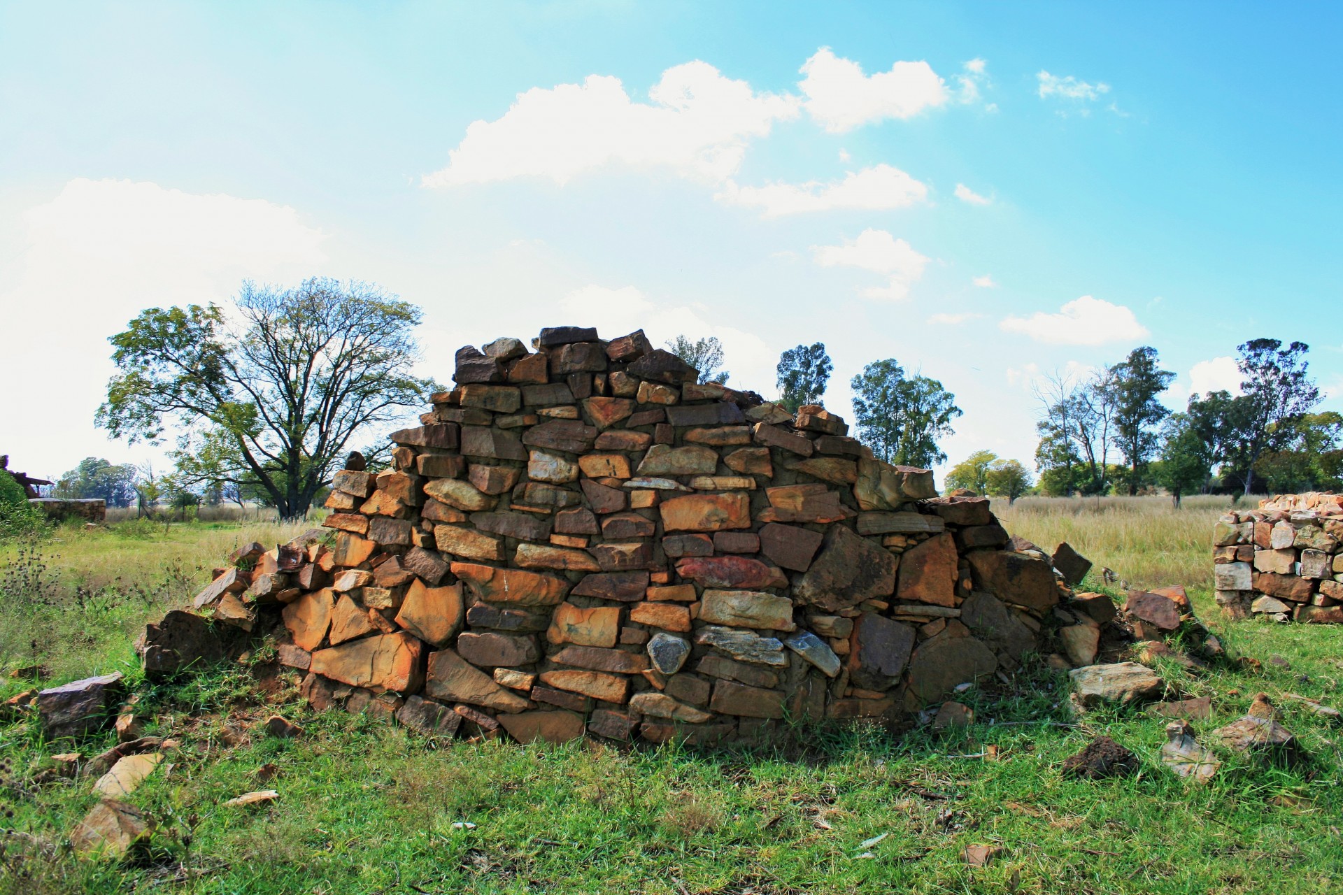 wall built stones free photo