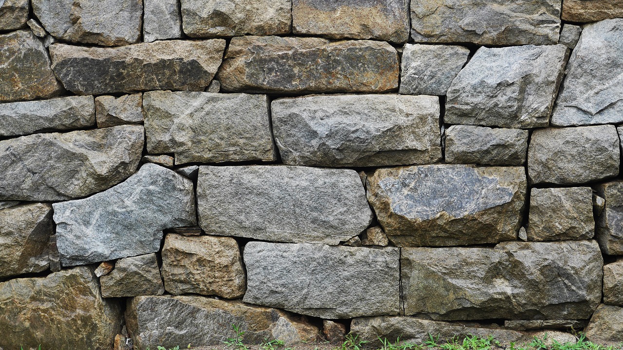 stone wall  structure  wall free photo