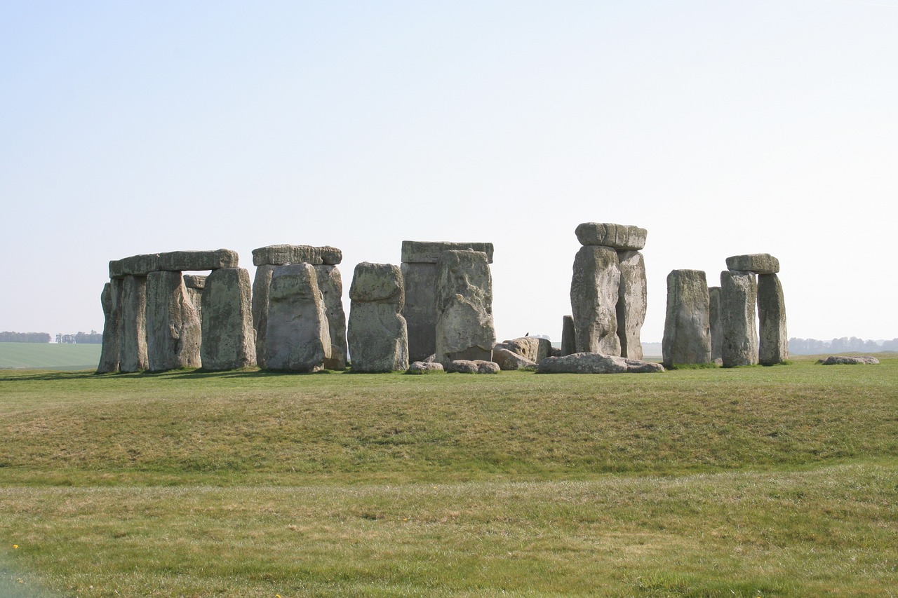 История стоун. England landmarks. England Travel. The uk landmarks.