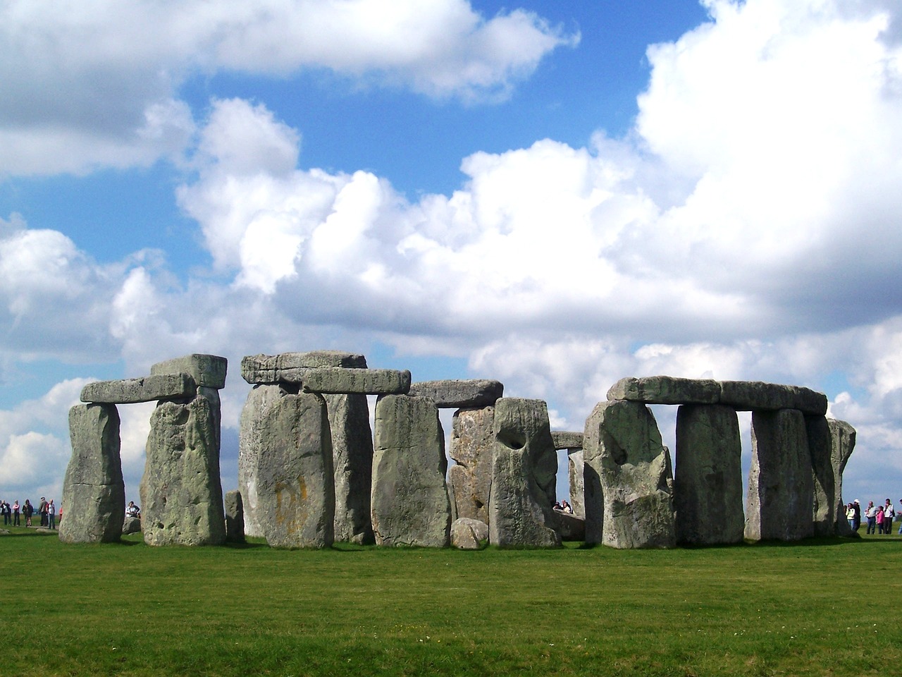 stonehenge monument prehistoric free photo