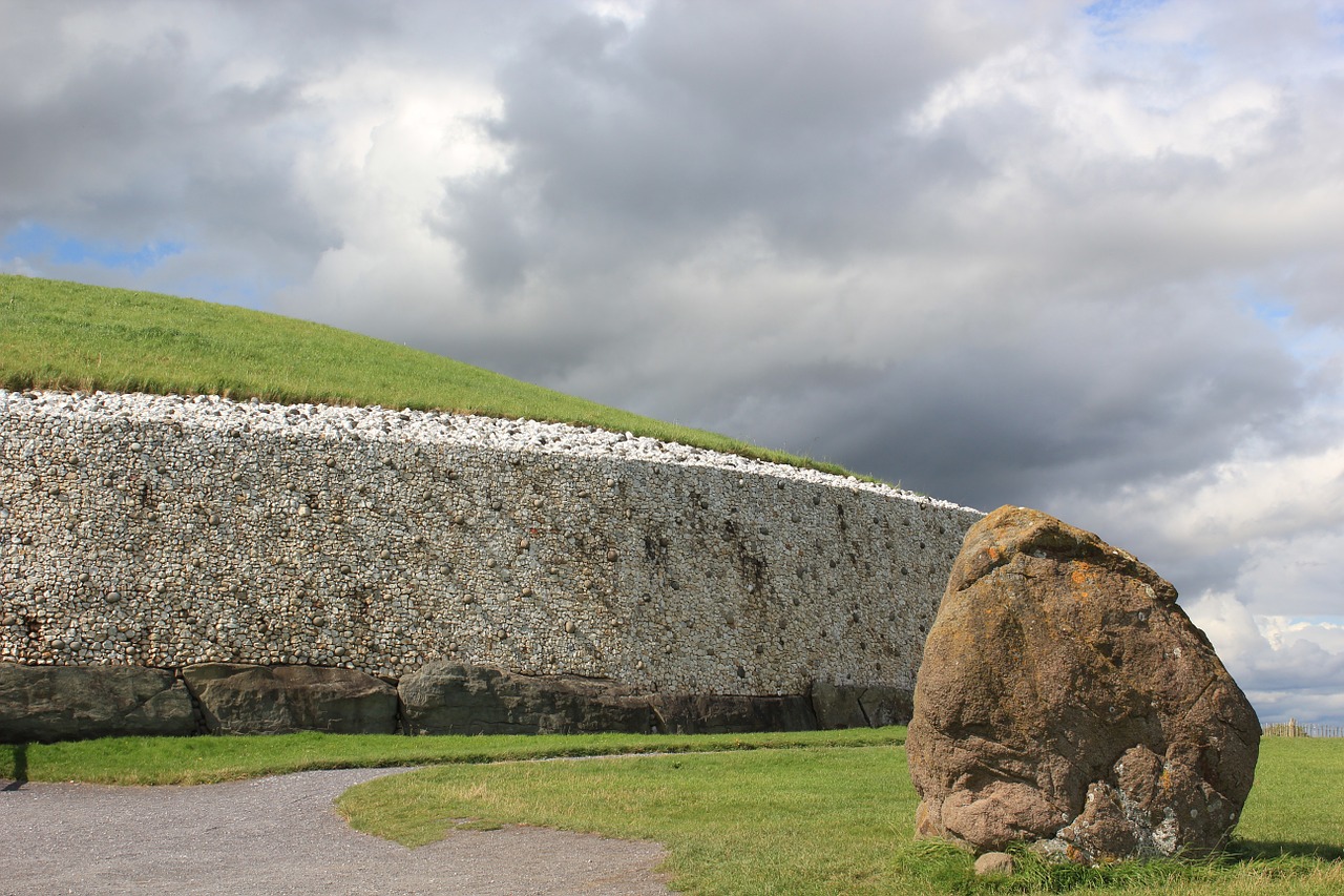 stonehenge place of worship megaliths free photo