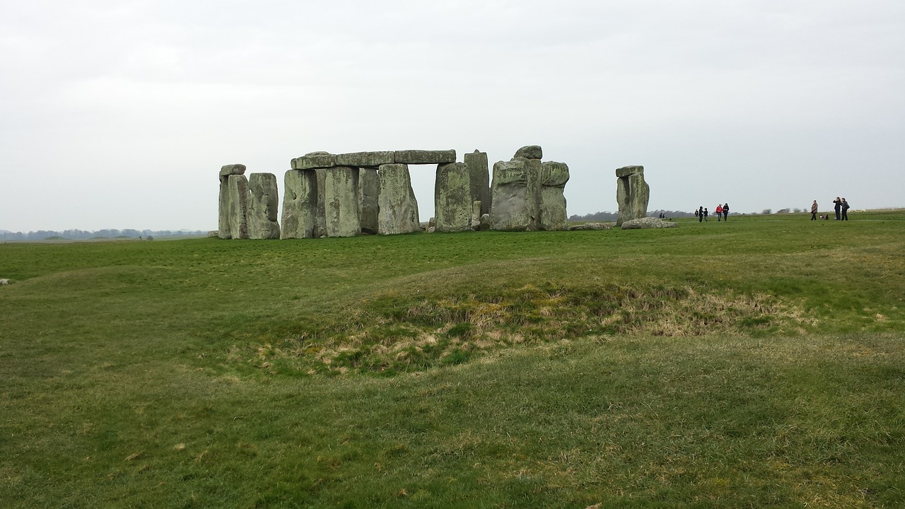 stonehenge stone circle druids free photo