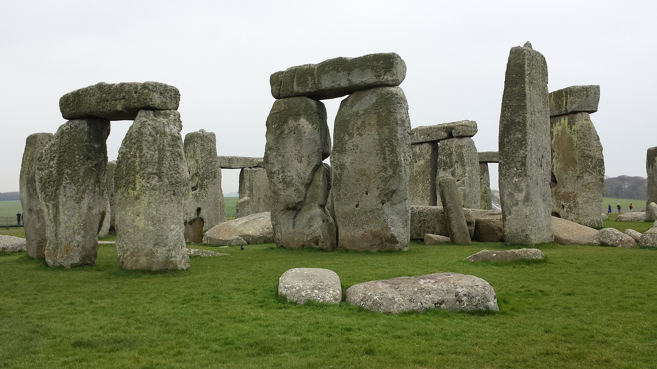 stonehenge stone circle england free photo