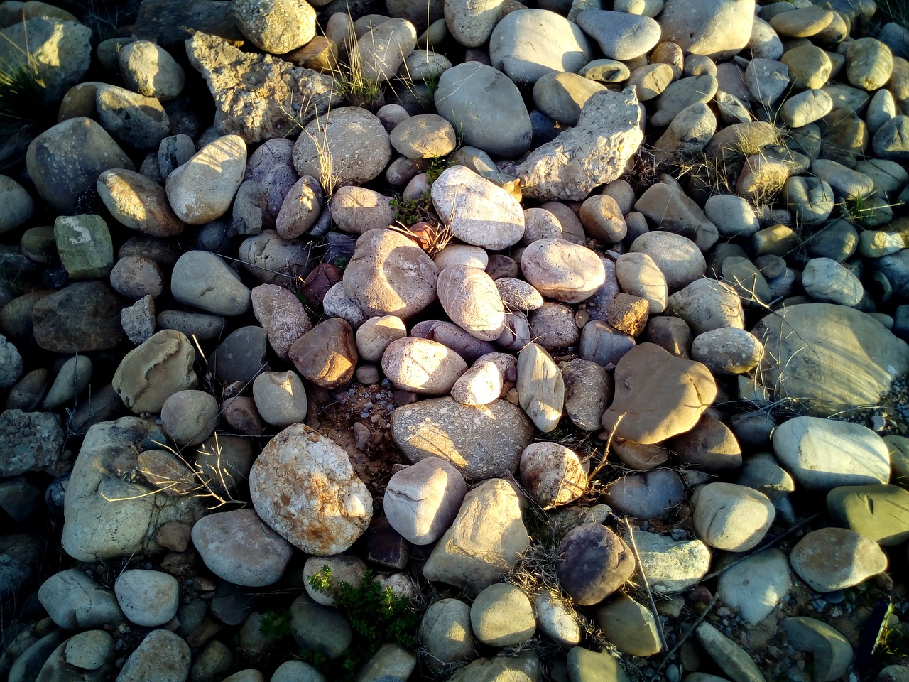 stones pebbles texture free photo