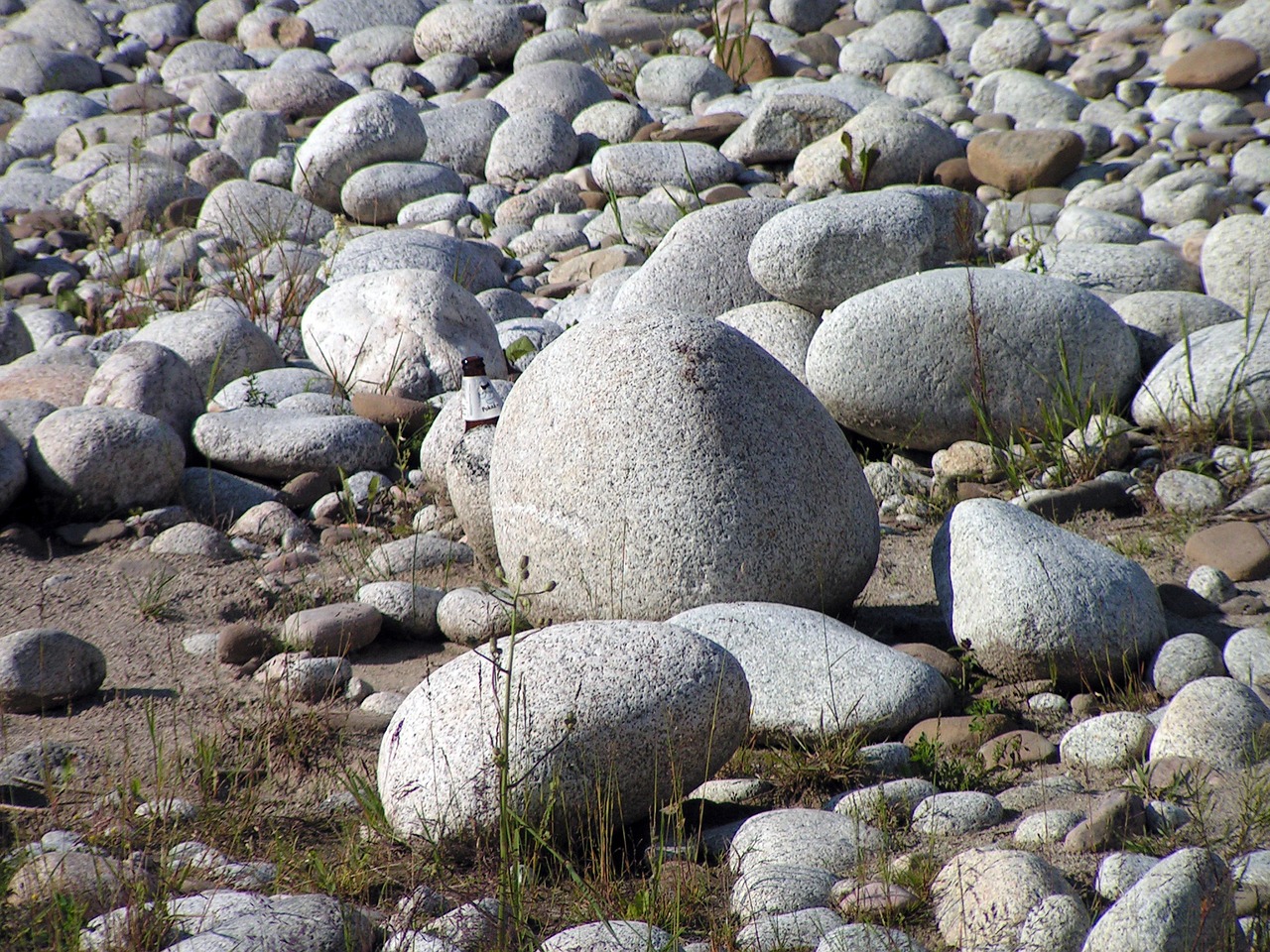 stones the stones pebbles free photo