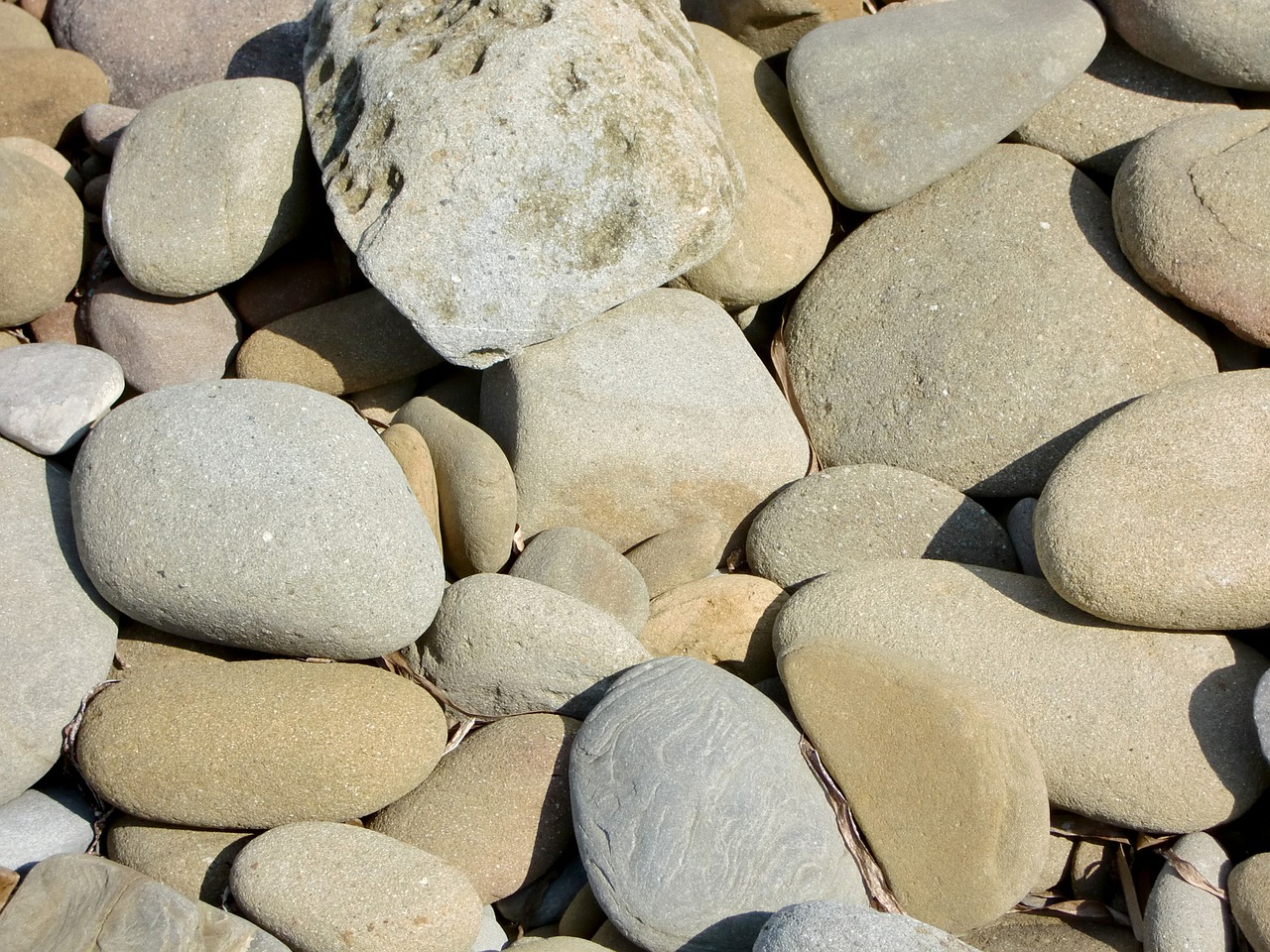 stones pebble pebbles free photo