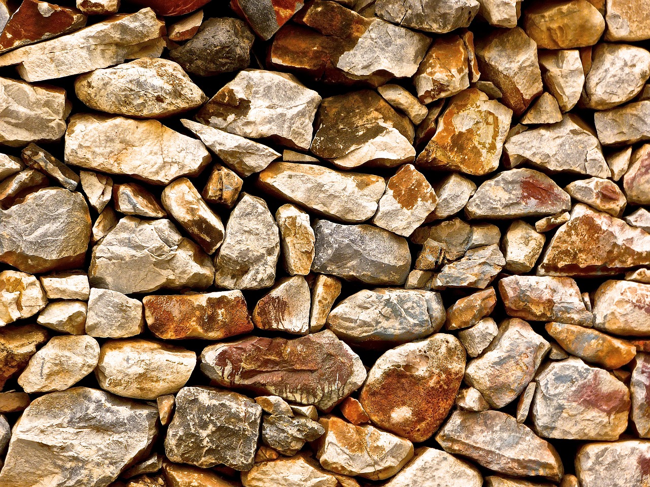 stones wall pattern free photo