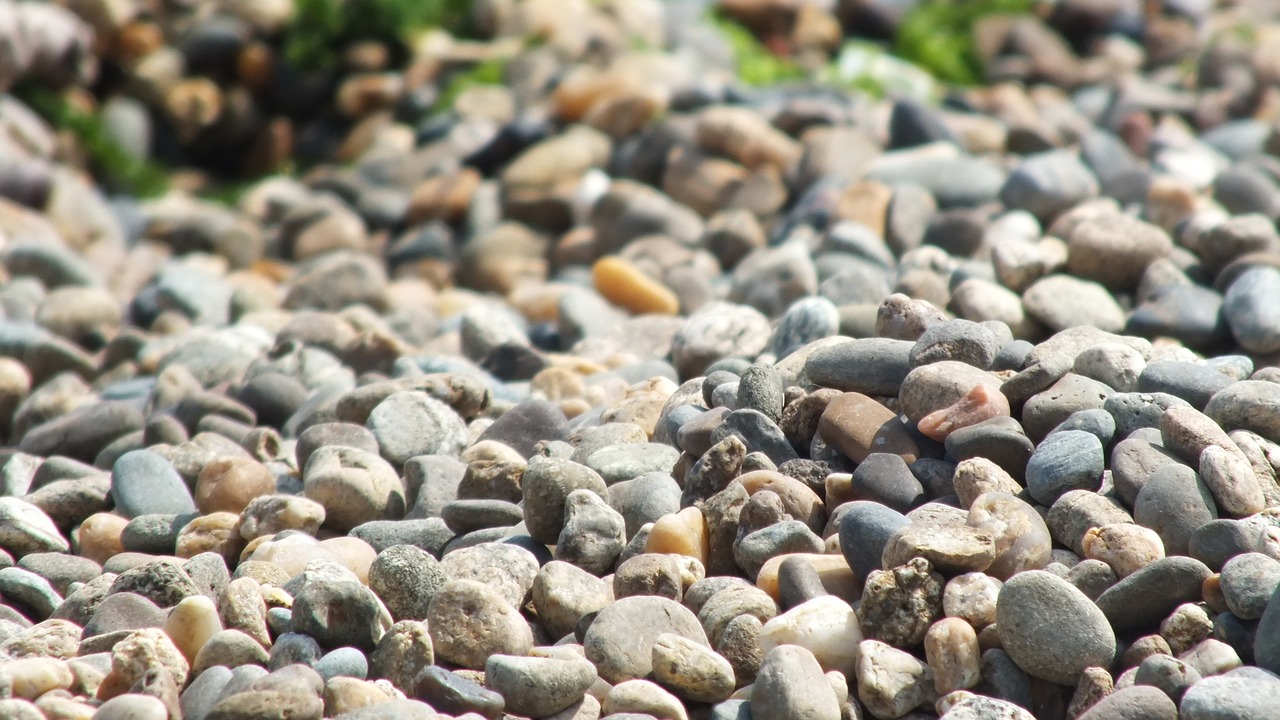 stones pebbles sea free photo