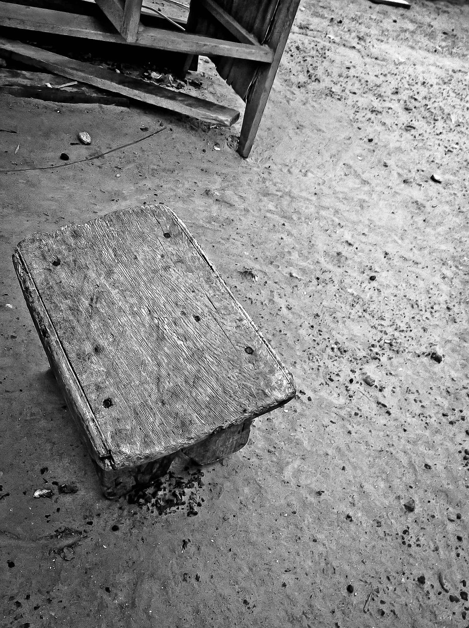 stool seat wooden free photo