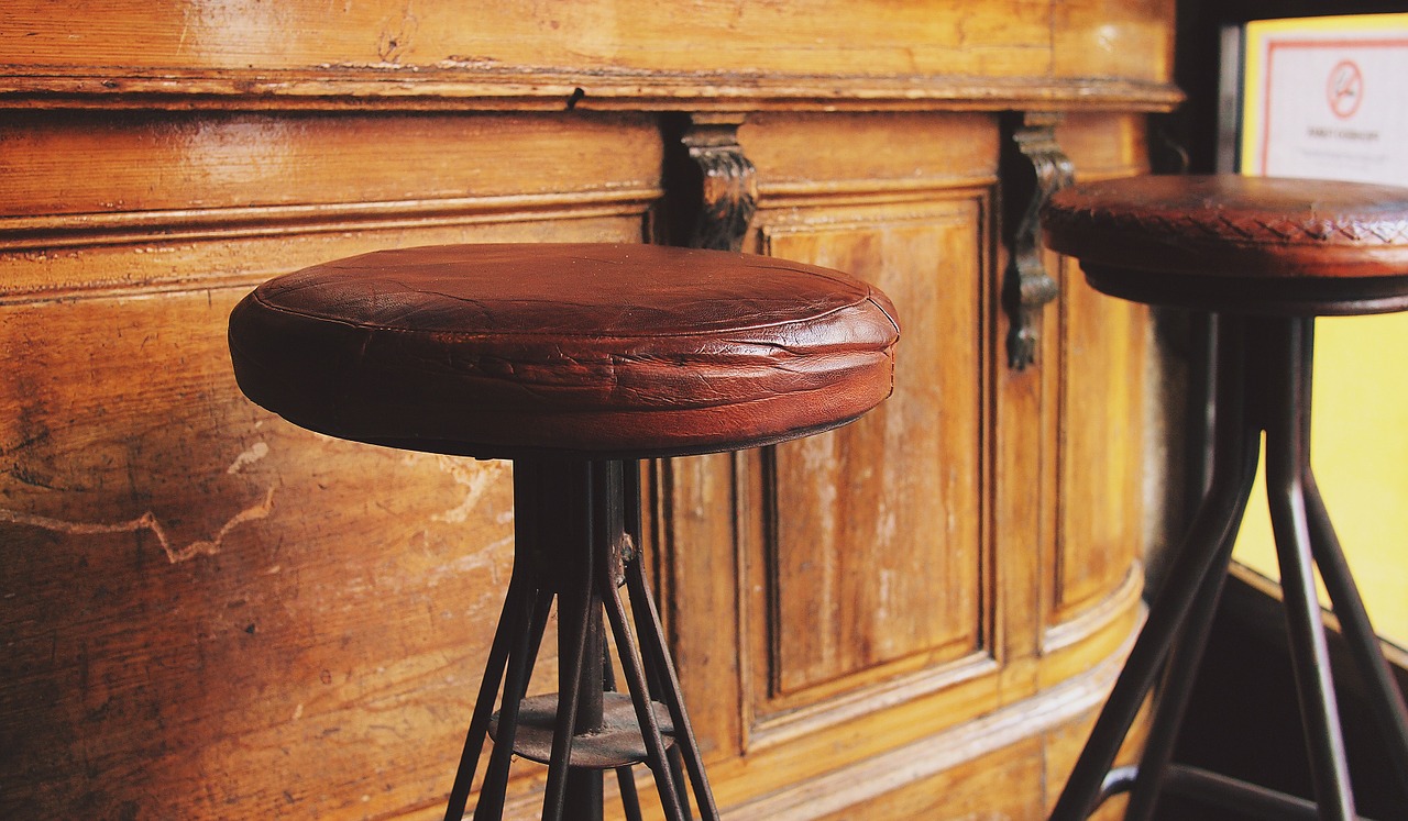 stools bar cafe free photo