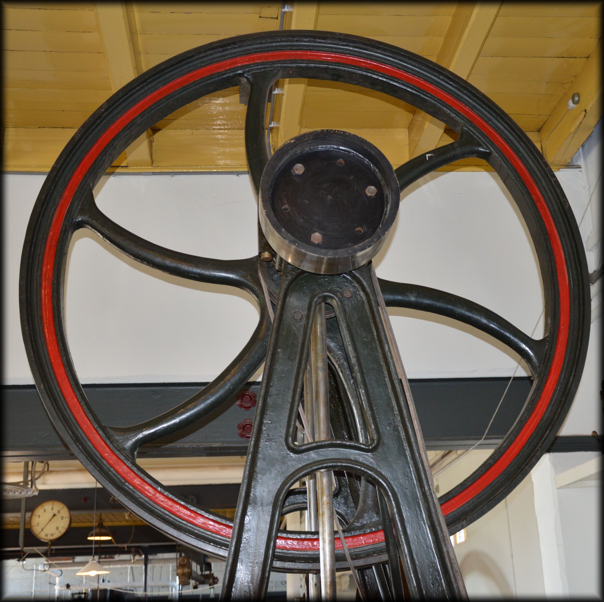 wheel. steam museum free photo