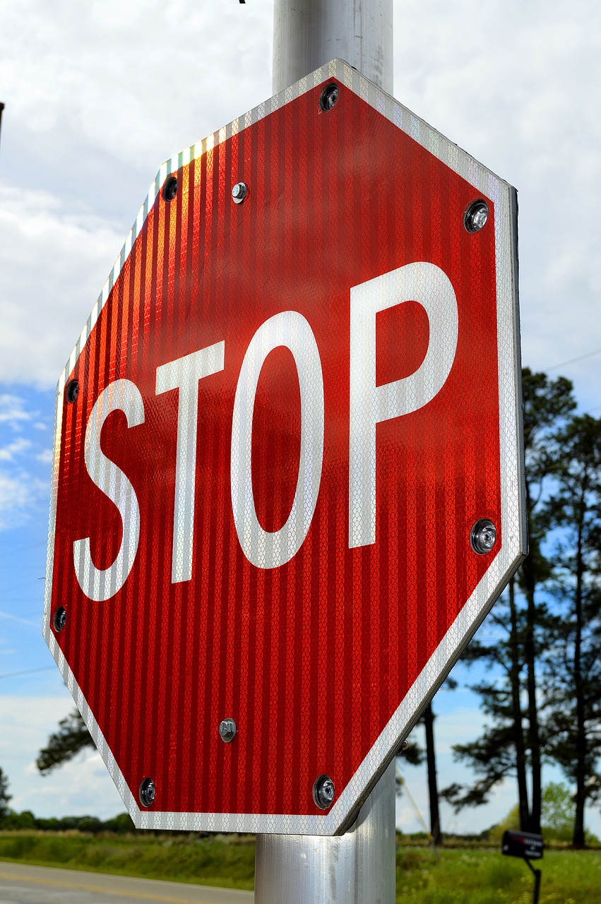 stop sign alert free photo