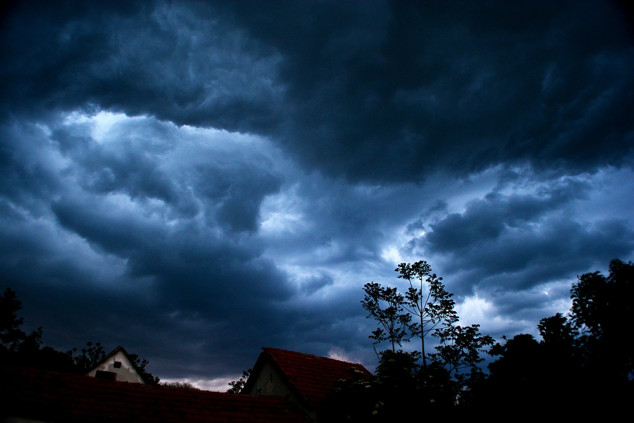 storm cloud rain free photo