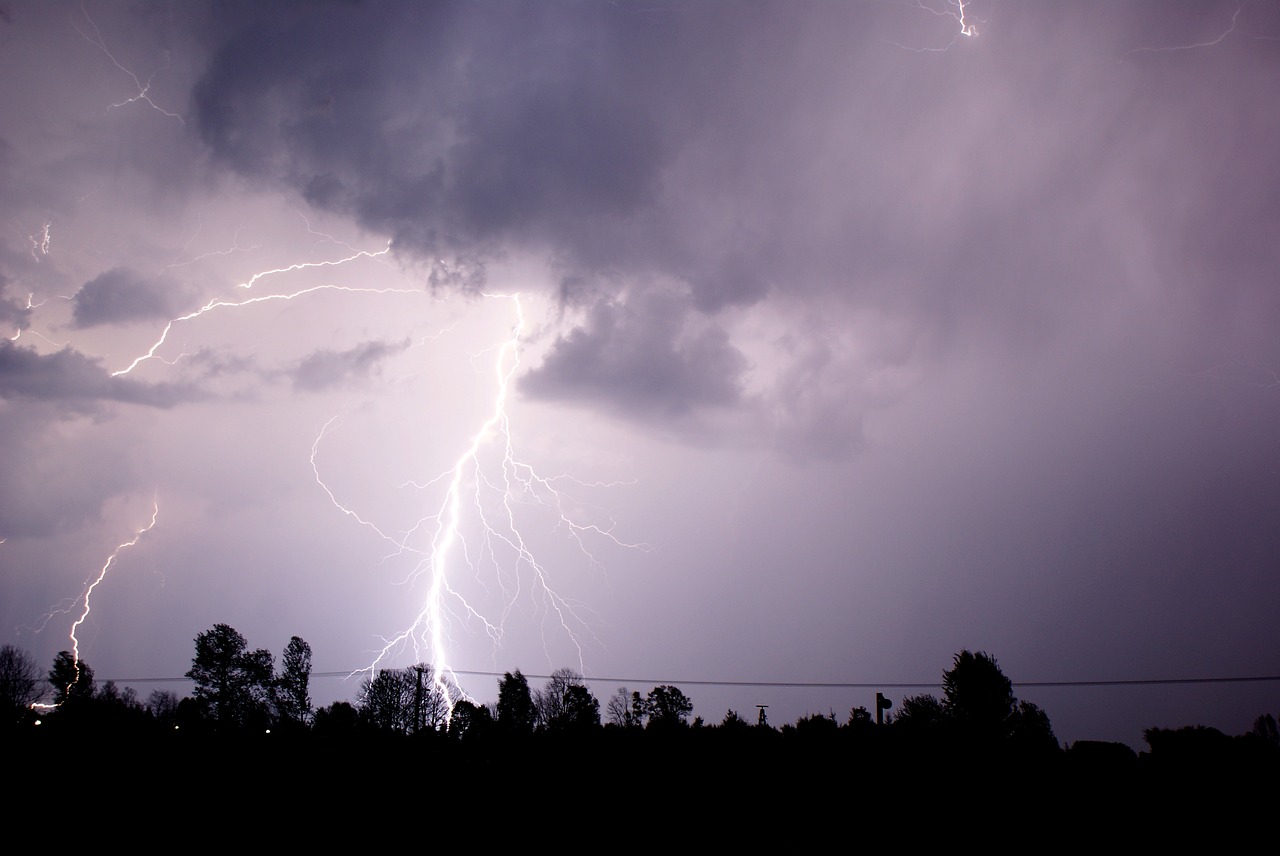 storm  lightning  night free photo